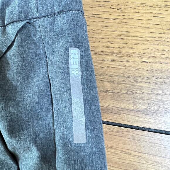 REI Co-op Womens Active Pursuits 7"‎ Shorts Gray Size Large Running Hiking UPF - Picture 4 of 7